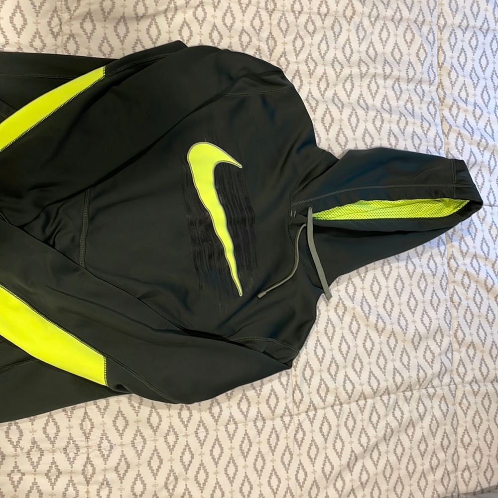 Mens Medium Nike Sweatshirt